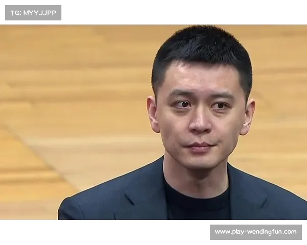 杨鸣主场激情对喷技术台工作人员引发关注成为CBA新历史瞬间 杨鸣主场激情对喷技术台工作人员引发关注成为CBA新历史瞬间